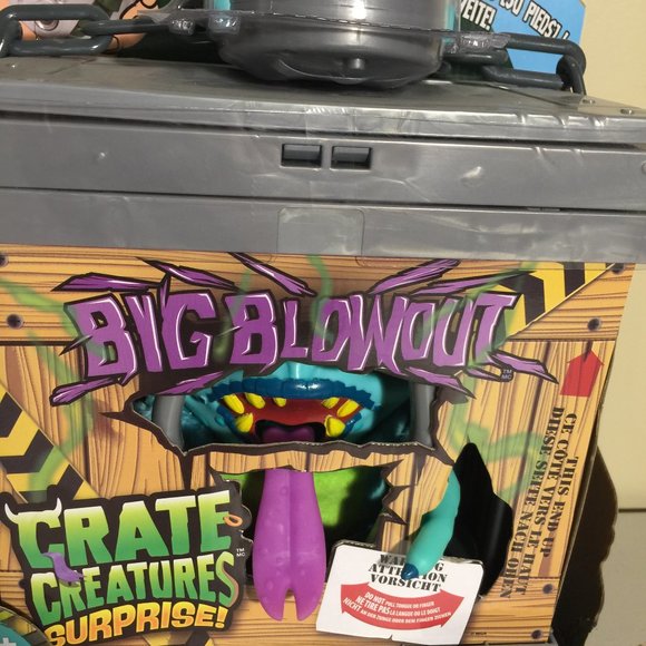 Crate Creatures Surprise Croak Monster in Crate - Picture 5 of 16